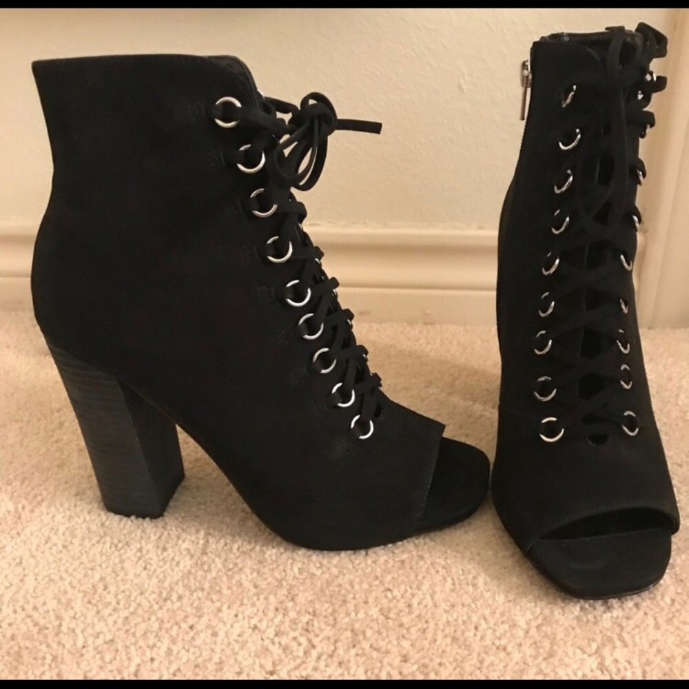 Steve Madden Black Lace up Booties